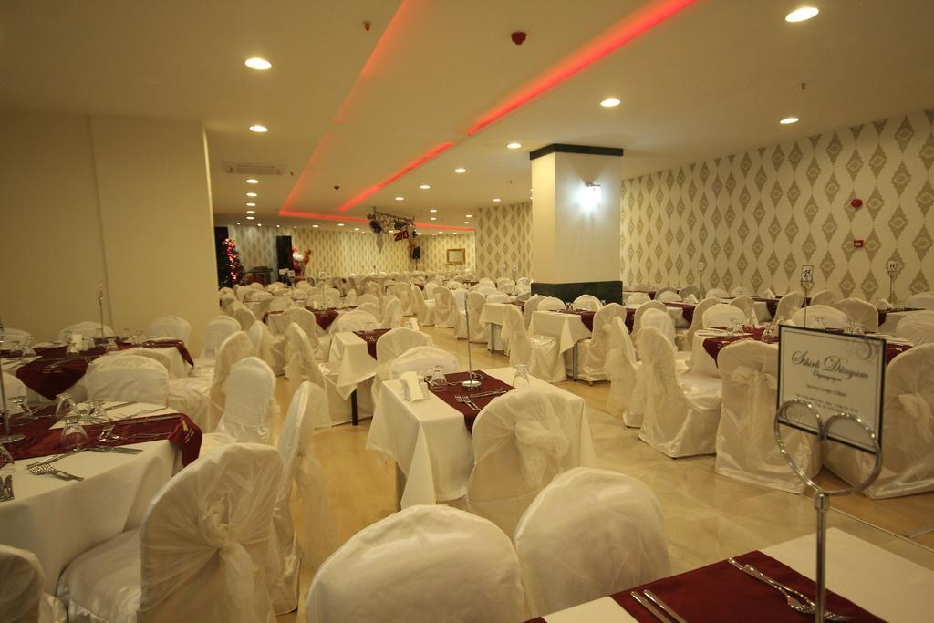 Palmcity Hotel Turgutlu Zewnętrze zdjęcie